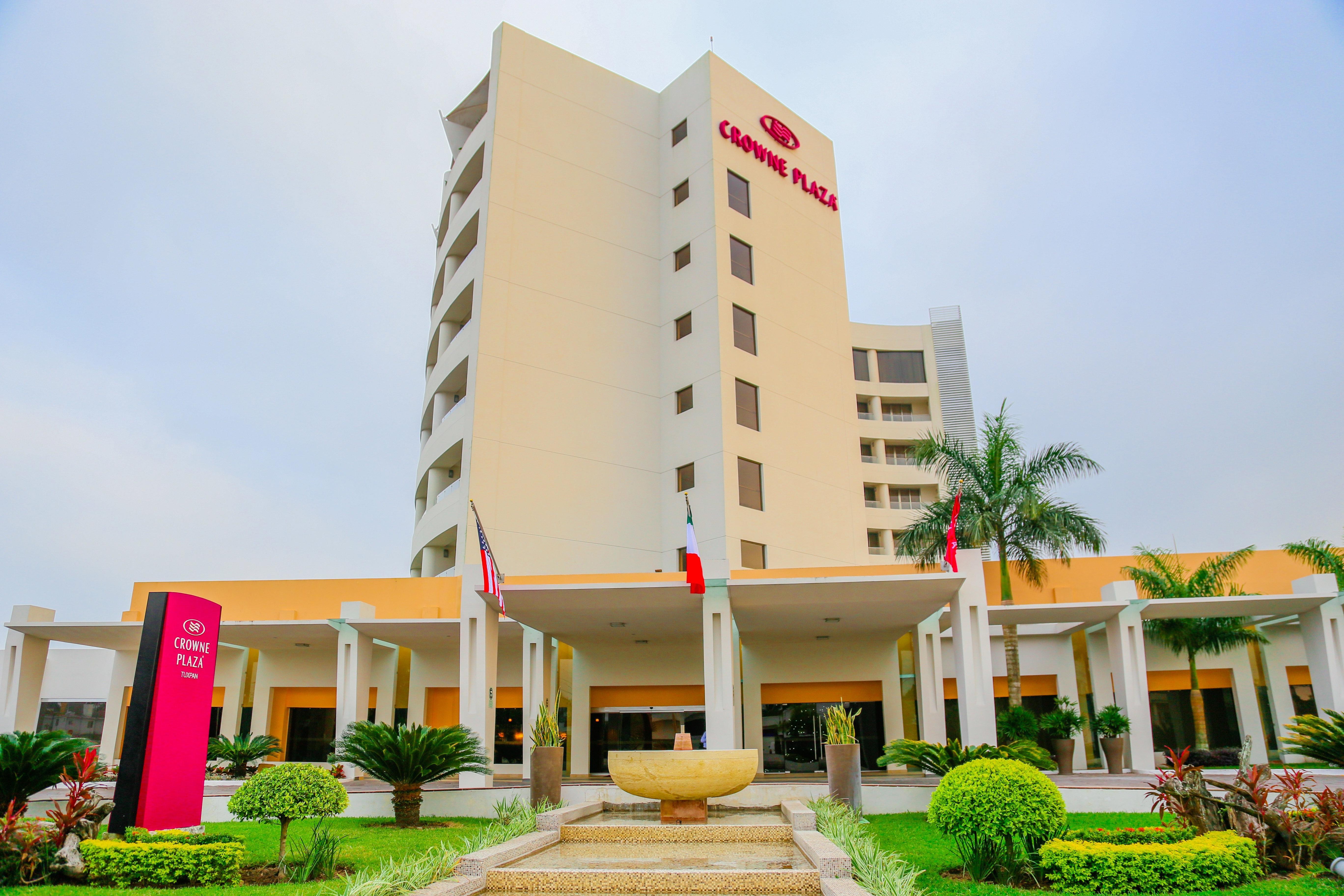 图斯潘皇冠假日酒店 Tuxpan  外观 照片