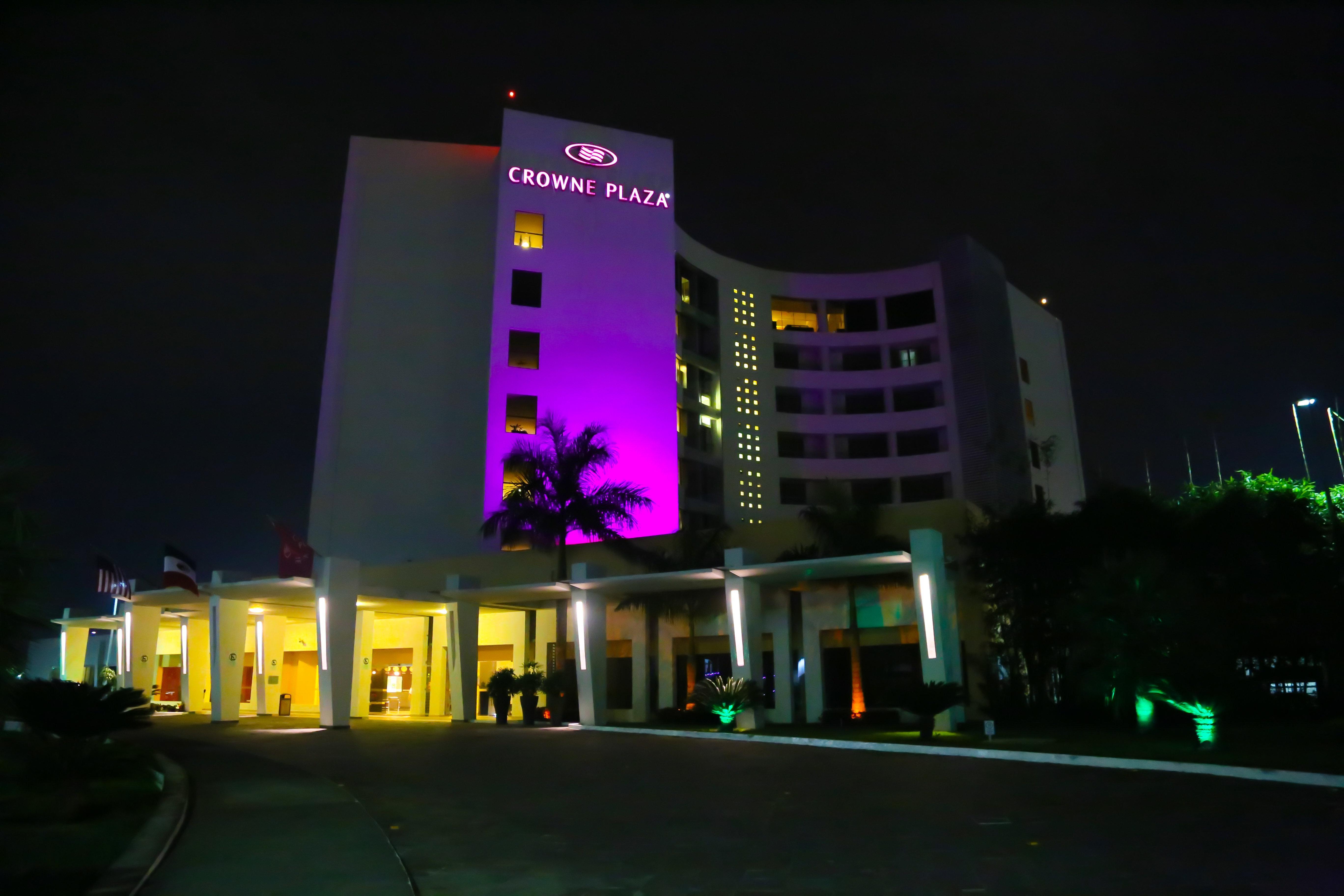 图斯潘皇冠假日酒店 Tuxpan  外观 照片